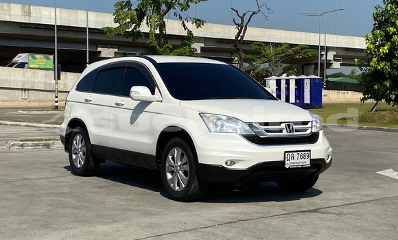 Buy Used Honda CR-V White Car in Bangkok in Bangkok Buy Used Honda CR-V White Car in Bangkok in Bangkok