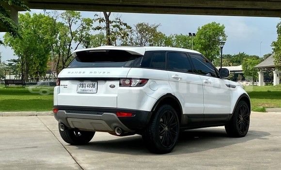 Buy Used Range Rover Evoque White Car in Bangkok in Bangkok Buy Used Range Rover Evoque White Car in Bangkok in Bangkok