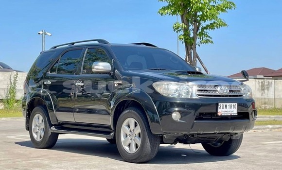 Buy Used Toyota Fortuner Black Car in Bangkok in Bangkok