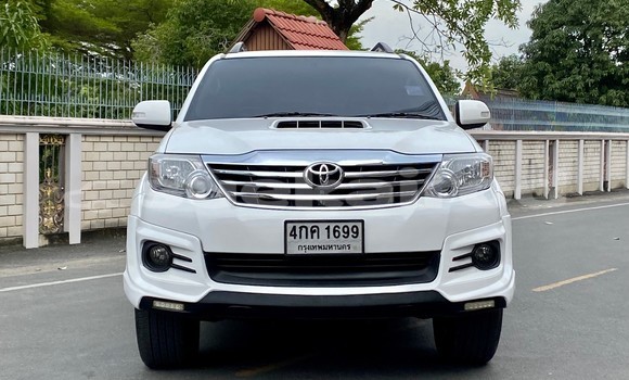 Buy Used Toyota Fortuner White Car in Bangkok in Bangkok Buy Used Toyota Fortuner White Car in Bangkok in Bangkok