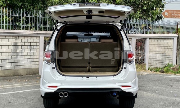 Buy Used Toyota Fortuner White Car in Bangkok in Bangkok Buy Used Toyota Fortuner White Car in Bangkok in Bangkok