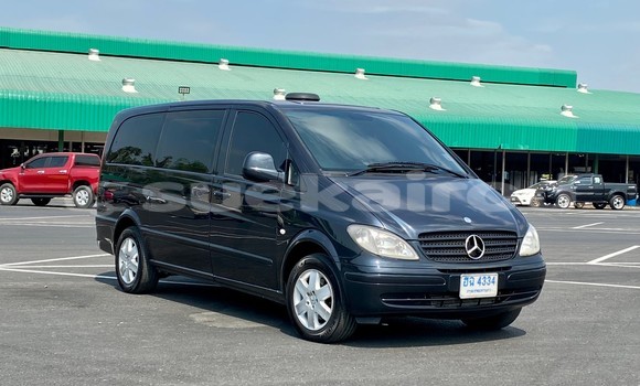 Buy Used Mercedes-Benz Vito Black Car in Bangkok in Bangkok