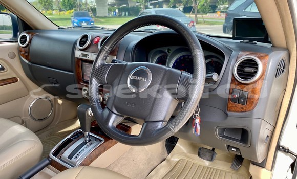 ซื้อ รถมือสอง Isuzu MU-7 ขาว รถยนต์ ใน %{เมือง} ใน กรุงเทพมหานคร ซื้อ รถมือสอง Isuzu MU-7 ขาว รถยนต์ ใน %{เมือง} ใน กรุงเทพมหานคร