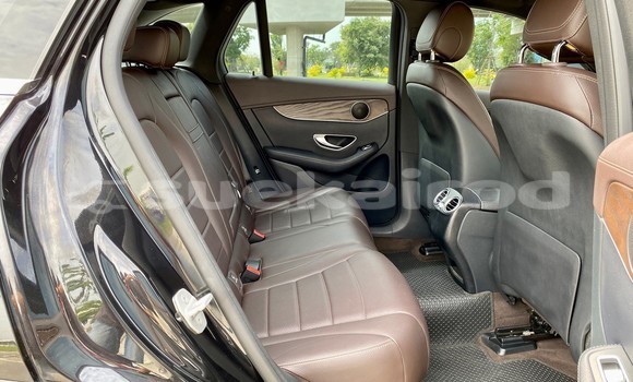 ซื้อ รถมือสอง Mercedes-Benz GLC 250D สีดำ รถยนต์ ใน %{เมือง} ใน กรุงเทพมหานคร ซื้อ รถมือสอง Mercedes-Benz GLC 250D สีดำ รถยนต์ ใน %{เมือง} ใน กรุงเทพมหานคร