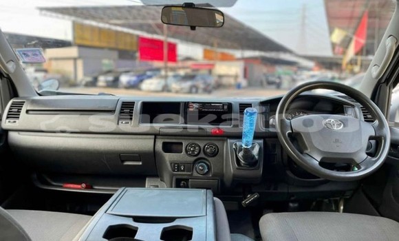 ซื้อ รถมือสอง Toyota Commuter อื่น ๆ รถยนต์ ใน %{เมือง} ใน กรุงเทพมหานคร ซื้อ รถมือสอง Toyota Commuter อื่น ๆ รถยนต์ ใน %{เมือง} ใน กรุงเทพมหานคร