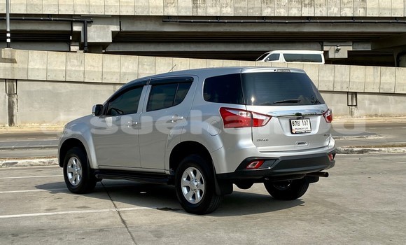 Buy Used Isuzu MU-X Other Car in Bangkok in Bangkok Buy Used Isuzu MU-X Other Car in Bangkok in Bangkok