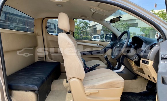 ซื้อ รถมือสอง Isuzu D-Max สีน้ำตาล รถยนต์ ใน %{เมือง} ใน กรุงเทพมหานคร ซื้อ รถมือสอง Isuzu D-Max สีน้ำตาล รถยนต์ ใน %{เมือง} ใน กรุงเทพมหานคร