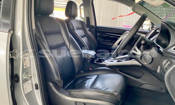 ซื้อ รถมือสอง Mitsubishi Pajero Sport อื่น ๆ รถยนต์ ใน %{เมือง} ใน กรุงเทพมหานคร ซื้อ รถมือสอง Mitsubishi Pajero Sport อื่น ๆ รถยนต์ ใน %{เมือง} ใน กรุงเทพมหานคร