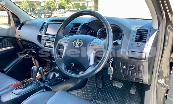 ซื้อ รถมือสอง Toyota Fortuner สีดำ รถยนต์ ใน %{เมือง} ใน กรุงเทพมหานคร ซื้อ รถมือสอง Toyota Fortuner สีดำ รถยนต์ ใน %{เมือง} ใน กรุงเทพมหานคร