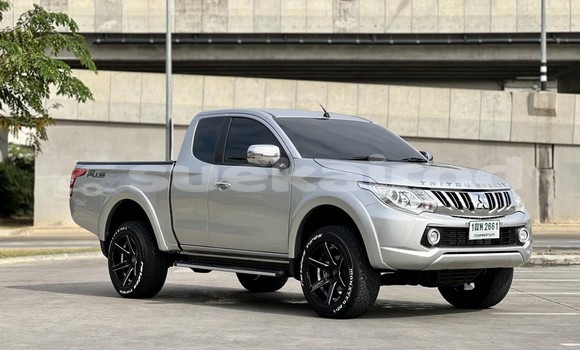 ซื้อ รถมือสอง Mitsubishi Triton อื่น ๆ รถยนต์ ใน %{เมือง} ใน กรุงเทพมหานคร