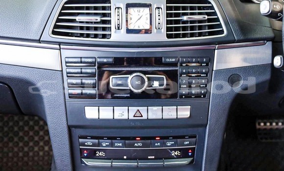 ซื้อ รถมือสอง Mercedes-Benz E-Classe ขาว รถยนต์ ใน %{เมือง} ใน กรุงเทพมหานคร ซื้อ รถมือสอง Mercedes-Benz E-Classe ขาว รถยนต์ ใน %{เมือง} ใน กรุงเทพมหานคร