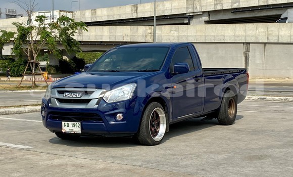ซื้อ รถมือสอง Isuzu D-Max สีน้ำเงิน รถยนต์ ใน %{เมือง} ใน กรุงเทพมหานคร ซื้อ รถมือสอง Isuzu D-Max สีน้ำเงิน รถยนต์ ใน %{เมือง} ใน กรุงเทพมหานคร