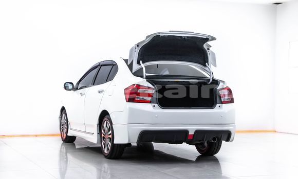 ซื้อ รถมือสอง Honda City ขาว รถยนต์ ใน %{เมือง} ใน กรุงเทพมหานคร ซื้อ รถมือสอง Honda City ขาว รถยนต์ ใน %{เมือง} ใน กรุงเทพมหานคร