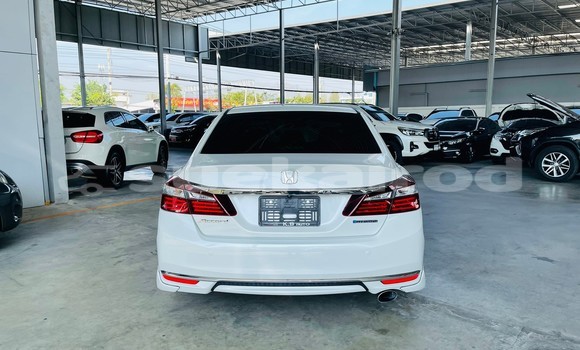 Buy Used Honda Accord White Car in Bangkok in Bangkok Buy Used Honda Accord White Car in Bangkok in Bangkok