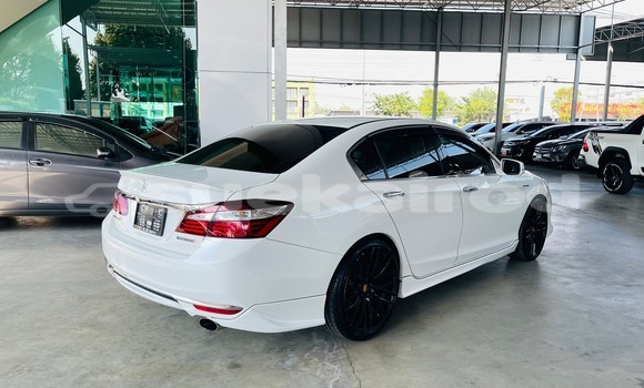 Buy Used Honda Accord White Car in Bangkok in Bangkok Buy Used Honda Accord White Car in Bangkok in Bangkok