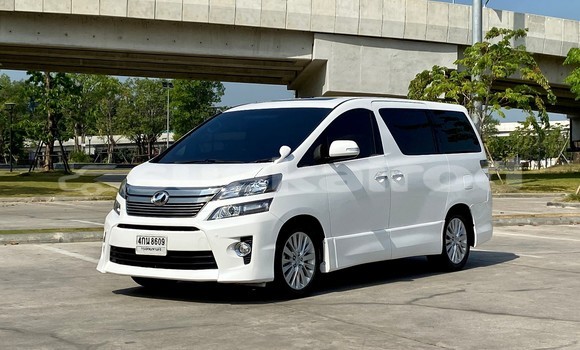 ซื้อ รถมือสอง Toyota Vellfire ขาว รถยนต์ ใน %{เมือง} ใน กรุงเทพมหานคร