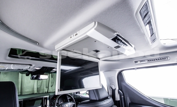 Buy Used Toyota Vellfire White Car in Bangkok in Bangkok Buy Used Toyota Vellfire White Car in Bangkok in Bangkok