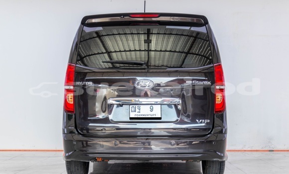 ซื้อ รถมือสอง Hyundai H1 สีดำ รถยนต์ ใน %{เมือง} ใน กรุงเทพมหานคร ซื้อ รถมือสอง Hyundai H1 สีดำ รถยนต์ ใน %{เมือง} ใน กรุงเทพมหานคร