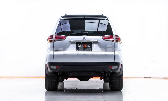 Buy Used Mitsubishi Pajero Other Car in Bangkok in Bangkok Buy Used Mitsubishi Pajero Other Car in Bangkok in Bangkok