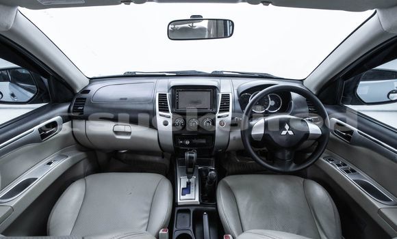 Buy Used Mitsubishi Pajero Other Car in Bangkok in Bangkok Buy Used Mitsubishi Pajero Other Car in Bangkok in Bangkok