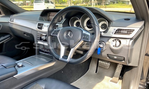 ซื้อ รถมือสอง Mercedes‒Benz E–Class สีดำ รถยนต์ ใน %{เมือง} ใน กรุงเทพมหานคร ซื้อ รถมือสอง Mercedes‒Benz E–Class สีดำ รถยนต์ ใน %{เมือง} ใน กรุงเทพมหานคร