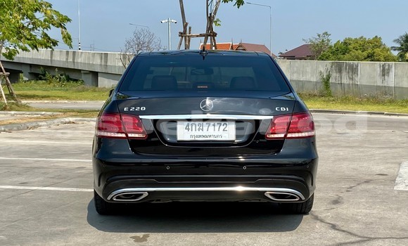 ซื้อ รถมือสอง Mercedes‒Benz E–Class สีดำ รถยนต์ ใน %{เมือง} ใน กรุงเทพมหานคร ซื้อ รถมือสอง Mercedes‒Benz E–Class สีดำ รถยนต์ ใน %{เมือง} ใน กรุงเทพมหานคร