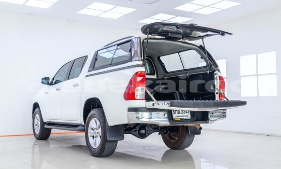 Buy Used Toyota Hiluxe Revo White Car in Bangkok in Bangkok Buy Used Toyota Hiluxe Revo White Car in Bangkok in Bangkok