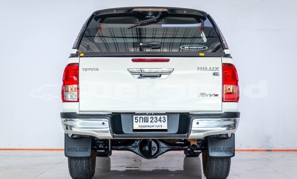 Buy Used Toyota Hiluxe Revo White Car in Bangkok in Bangkok Buy Used Toyota Hiluxe Revo White Car in Bangkok in Bangkok