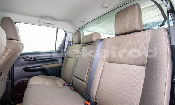 Buy Used Toyota Hiluxe Revo White Car in Bangkok in Bangkok Buy Used Toyota Hiluxe Revo White Car in Bangkok in Bangkok