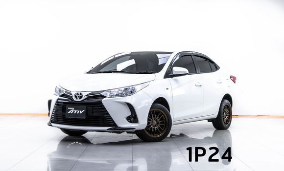 Buy Used Toyota Yaris Ativ White Car in Bangkok in Bangkok Buy Used Toyota Yaris Ativ White Car in Bangkok in Bangkok
