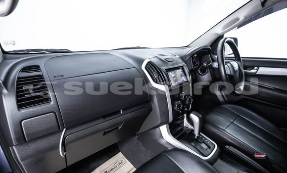 ซื้อ รถมือสอง Isuzu D-Max สีน้ำเงิน รถยนต์ ใน %{เมือง} ใน กรุงเทพมหานคร ซื้อ รถมือสอง Isuzu D-Max สีน้ำเงิน รถยนต์ ใน %{เมือง} ใน กรุงเทพมหานคร