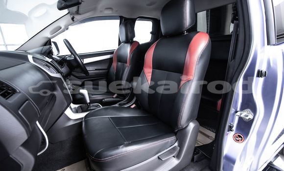 ซื้อ รถมือสอง Isuzu D-Max สีน้ำเงิน รถยนต์ ใน %{เมือง} ใน กรุงเทพมหานคร ซื้อ รถมือสอง Isuzu D-Max สีน้ำเงิน รถยนต์ ใน %{เมือง} ใน กรุงเทพมหานคร