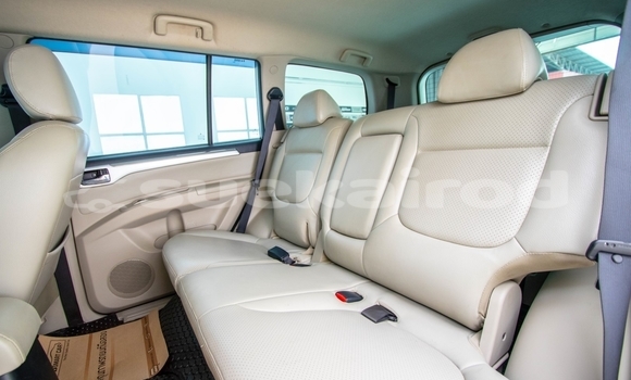 Buy Used Mitsubishi Pajero Sport Silver Car in Bangkok in Bangkok Buy Used Mitsubishi Pajero Sport Silver Car in Bangkok in Bangkok