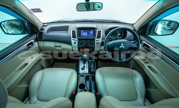 Buy Used Mitsubishi Pajero Sport Silver Car in Bangkok in Bangkok Buy Used Mitsubishi Pajero Sport Silver Car in Bangkok in Bangkok