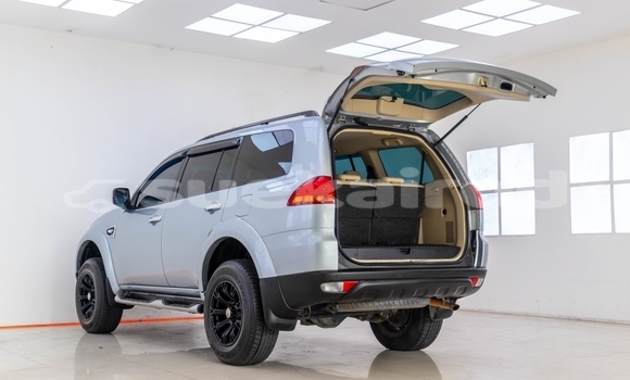 Buy Used Mitsubishi Pajero Sport Silver Car in Bangkok in Bangkok Buy Used Mitsubishi Pajero Sport Silver Car in Bangkok in Bangkok