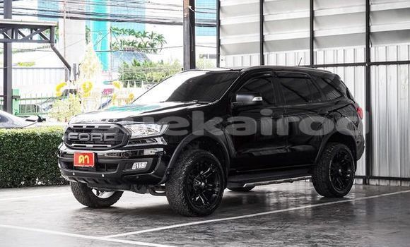 ซื้อ รถมือสอง Ford Everest สีดำ รถยนต์ ใน %{เมือง} ใน กรุงเทพมหานคร