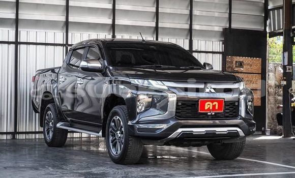 ซื้อ รถมือสอง Mitsubishi Triton สีดำ รถยนต์ ใน %{เมือง} ใน กรุงเทพมหานคร ซื้อ รถมือสอง Mitsubishi Triton สีดำ รถยนต์ ใน %{เมือง} ใน กรุงเทพมหานคร