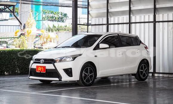 ซื้อ รถมือสอง Toyota Yaris ขาว รถยนต์ ใน %{เมือง} ใน กรุงเทพมหานคร ซื้อ รถมือสอง Toyota Yaris ขาว รถยนต์ ใน %{เมือง} ใน กรุงเทพมหานคร