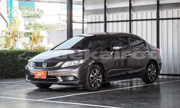 ซื้อ รถมือสอง Honda Civic สีดำ รถยนต์ ใน %{เมือง} ใน กรุงเทพมหานคร