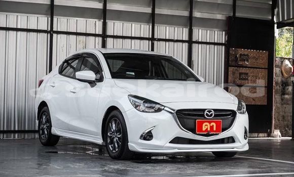 ซื้อ รถมือสอง Mazda Mazda 2 ขาว รถยนต์ ใน %{เมือง} ใน กรุงเทพมหานคร ซื้อ รถมือสอง Mazda Mazda 2 ขาว รถยนต์ ใน %{เมือง} ใน กรุงเทพมหานคร