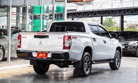 ซื้อ รถมือสอง Mitsubishi Triton ขาว รถยนต์ ใน %{เมือง} ใน กรุงเทพมหานคร ซื้อ รถมือสอง Mitsubishi Triton ขาว รถยนต์ ใน %{เมือง} ใน กรุงเทพมหานคร