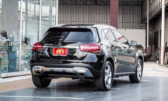 ซื้อ รถมือสอง Mercedes-Benz GLA-klasse สีดำ รถยนต์ ใน %{เมือง} ใน กรุงเทพมหานคร ซื้อ รถมือสอง Mercedes-Benz GLA-klasse สีดำ รถยนต์ ใน %{เมือง} ใน กรุงเทพมหานคร