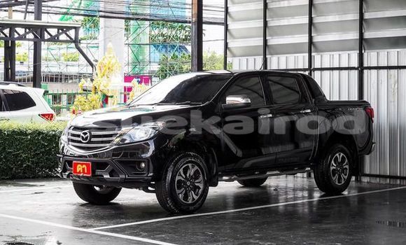 ซื้อ รถมือสอง Mazda BT-50 สีดำ รถยนต์ ใน %{เมือง} ใน กรุงเทพมหานคร