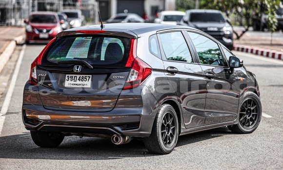 ซื้อ รถมือสอง Honda Jazz สีดำ รถยนต์ ใน %{เมือง} ใน กรุงเทพมหานคร ซื้อ รถมือสอง Honda Jazz สีดำ รถยนต์ ใน %{เมือง} ใน กรุงเทพมหานคร