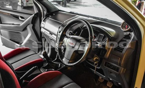 ซื้อ รถมือสอง Isuzu D-Max ขาว รถยนต์ ใน %{เมือง} ใน กรุงเทพมหานคร ซื้อ รถมือสอง Isuzu D-Max ขาว รถยนต์ ใน %{เมือง} ใน กรุงเทพมหานคร