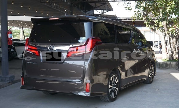 ซื้อ รถมือสอง Toyota Alphard สีน้ำตาล รถยนต์ ใน %{เมือง} ใน กรุงเทพมหานคร ซื้อ รถมือสอง Toyota Alphard สีน้ำตาล รถยนต์ ใน %{เมือง} ใน กรุงเทพมหานคร