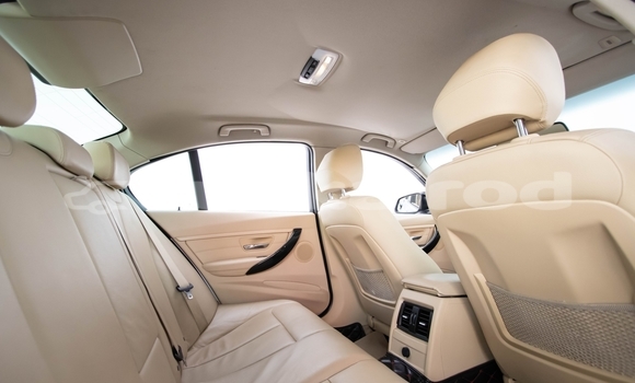 ซื้อ รถมือสอง BMW 3–Series ขาว รถยนต์ ใน %{เมือง} ใน กรุงเทพมหานคร ซื้อ รถมือสอง BMW 3–Series ขาว รถยนต์ ใน %{เมือง} ใน กรุงเทพมหานคร