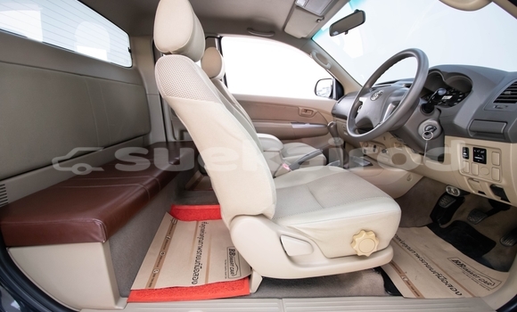 ซื้อ รถมือสอง Toyota Hiluxe VIGO สีดำ รถยนต์ ใน %{เมือง} ใน กรุงเทพมหานคร ซื้อ รถมือสอง Toyota Hiluxe VIGO สีดำ รถยนต์ ใน %{เมือง} ใน กรุงเทพมหานคร