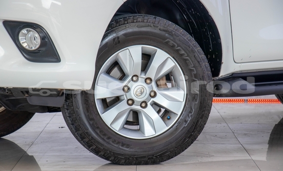 Buy Used Toyota Hiluxe Revo White Car in Bangkok in Bangkok Buy Used Toyota Hiluxe Revo White Car in Bangkok in Bangkok