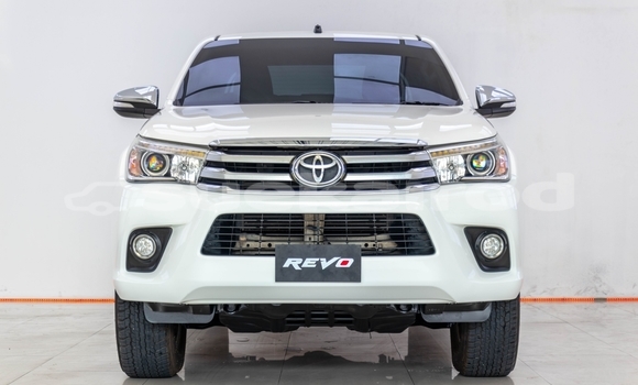 Buy Used Toyota Hiluxe Revo White Car in Bangkok in Bangkok Buy Used Toyota Hiluxe Revo White Car in Bangkok in Bangkok